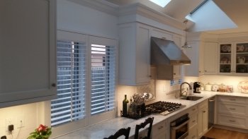 Coastal custom window treatment installation